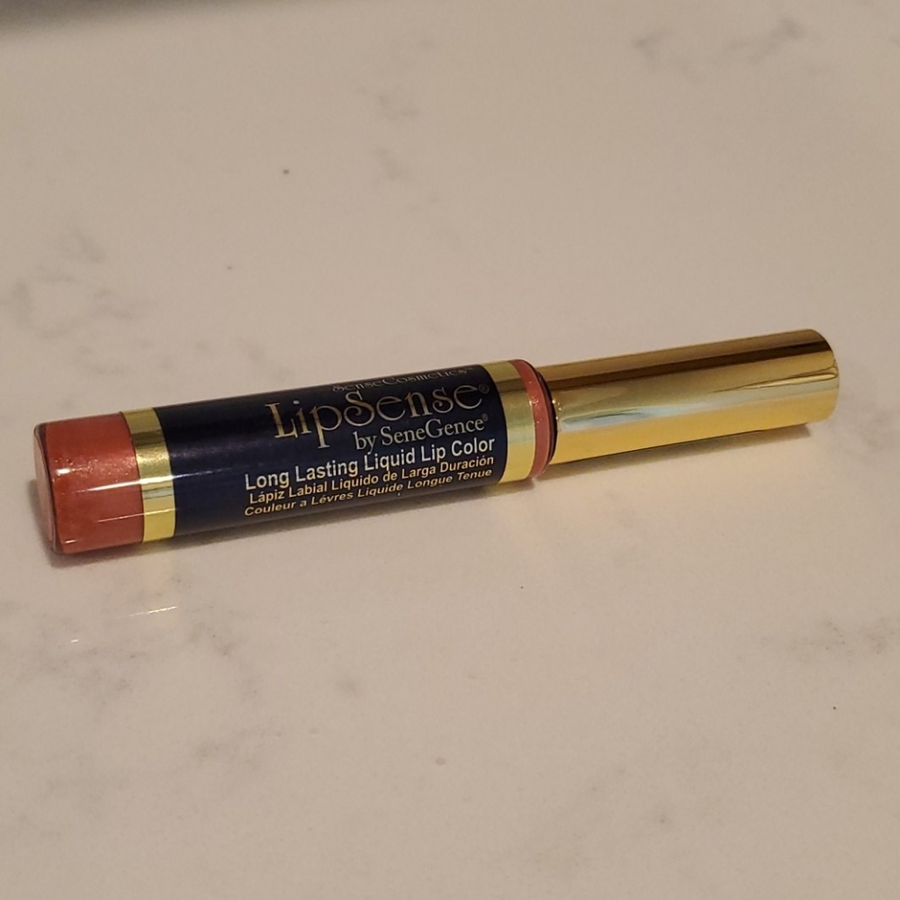 LipSense Luv it